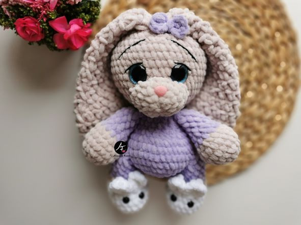 Bunny in pajamas from the series Big-eyed animals (crochet toy) Bunny in pajamas from the series Big-eyed animals (crochet toy)