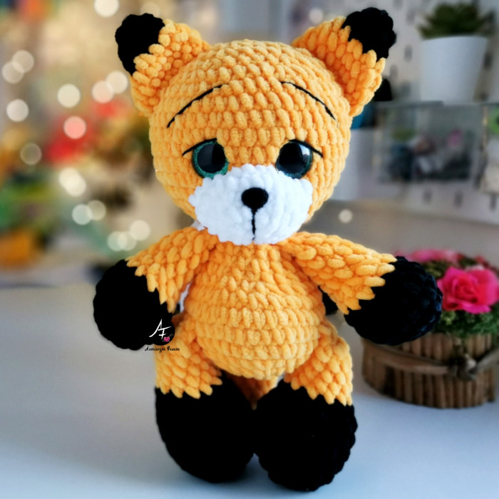 Fox from the series Big-eyed animals (crochet toy)