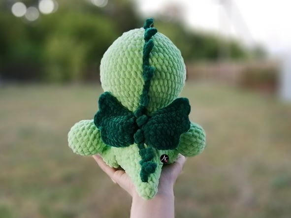 Dragon from the series Big-eyed animals (crochet toy)