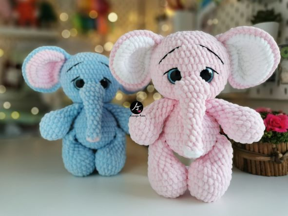 Elephant from the series Big-eyed animals (crochet toy)