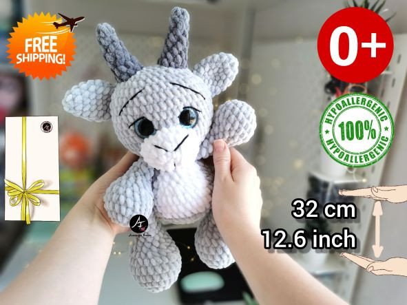 Goat from the series Big-eyed animals (crochet toy)