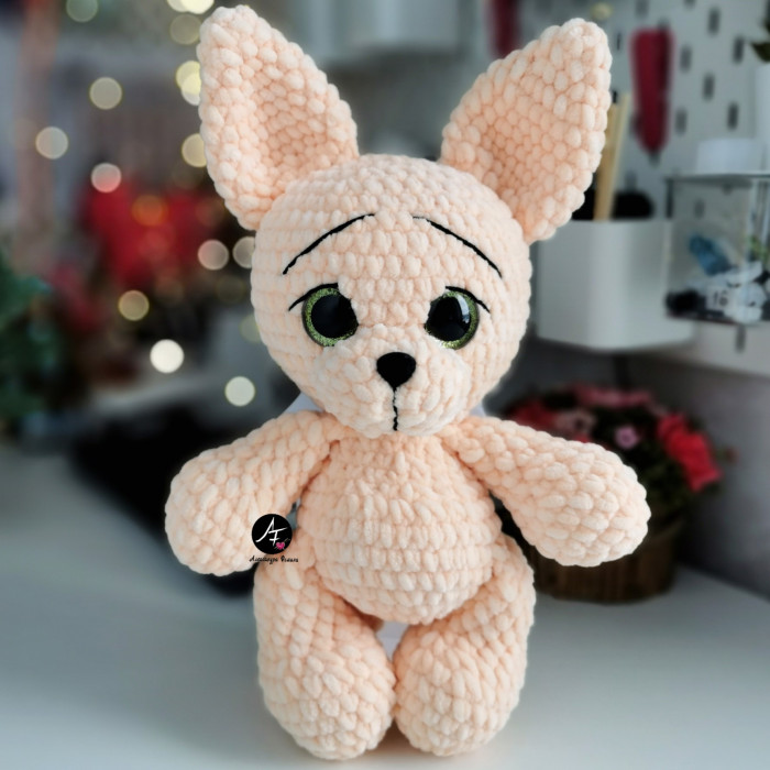 Fennec fox from the series Big-eyed animals (crochet toy)